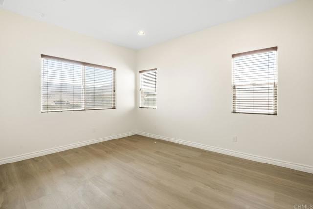 Detail Gallery Image 20 of 35 For 351 Maria Ave, Spring Valley,  CA 91977 - 3 Beds | 3 Baths