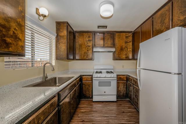 33115 Evergreen St, Lake Elsinore CA: https://media.crmls.org/mediaz/b9b6341a-7408-45db-8989-34e73c3b8a12.jpg