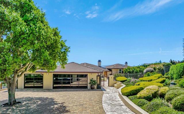 24911 Outlook Terrace, Carmel CA: https://media.crmls.org/mediaz/b9b704aa-81b1-4020-95fb-c1b006e010f3.jpg