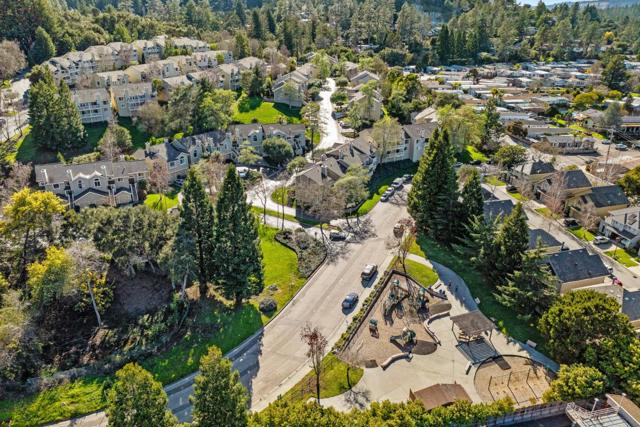 7 Arabian Way, Scotts Valley CA: https://media.crmls.org/mediaz/b9b8e725-aa8b-41d1-bb64-8754faf8dd6f.jpg