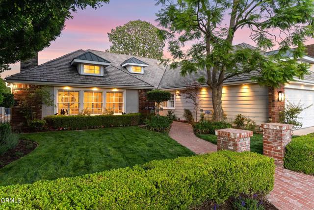 Detail Gallery Image 3 of 45 For 2596 Wallingford Dr, Beverly Hills,  CA 90210 - 4 Beds | 3/1 Baths