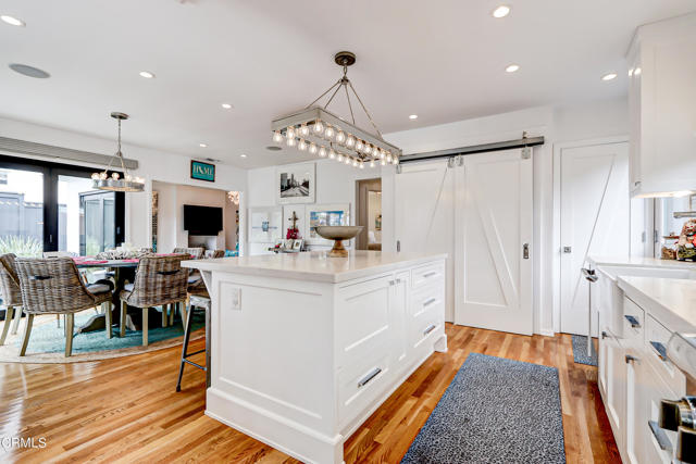 Navarro - 3509 Laurel_Kitchen3