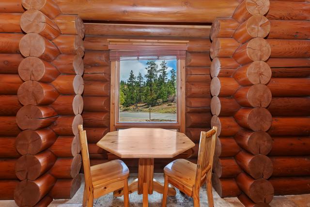 42400 Eagle Ridge, Big Bear CA: https://media.crmls.org/mediaz/b9b9cb24-b62a-4126-88af-02639c2569fe.jpg