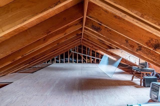 6020 Sherry Lee Lane, Salinas CA: https://media.crmls.org/mediaz/b9bb63b8-954c-40a2-b090-005ac97a798f.jpg