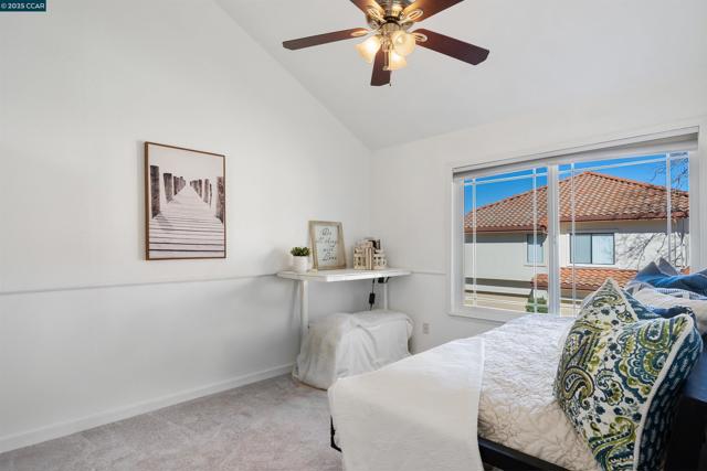 3094 Lakemont Dr, San Ramon CA: https://media.crmls.org/mediaz/b9bc5a57-eb43-4719-ab31-5562f72f1fb9.jpg