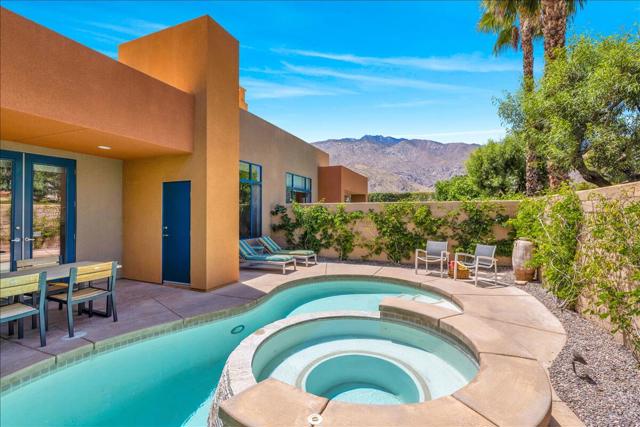 922 Alejo Vista, Palm Springs, CA 92262