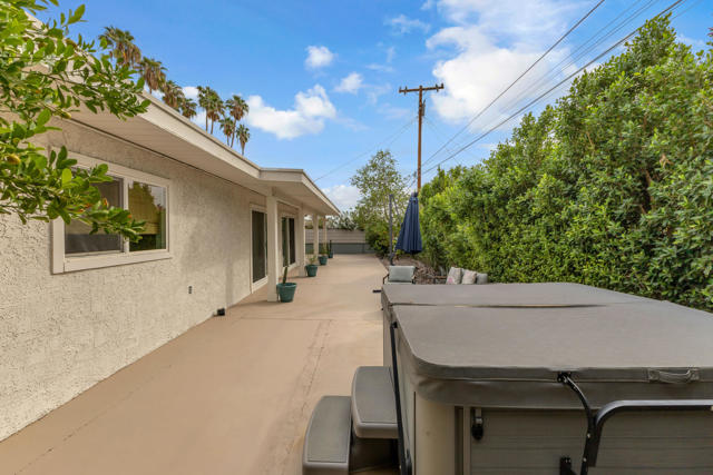 3967 E Sunny Dunes Road, Palm Springs, CA 92264