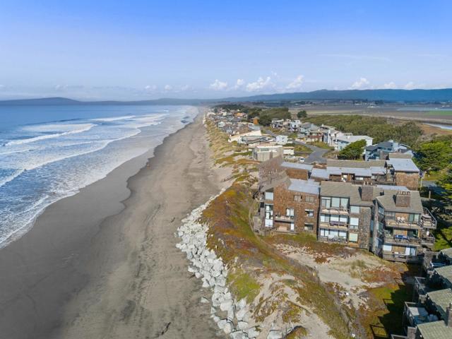 13 Pelican, Watsonville CA: https://media.crmls.org/mediaz/b9c1319c-4348-4495-b7ee-327867e16862.jpg