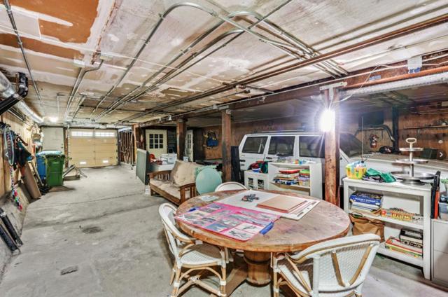 1976 Fell Street, San Francisco CA: https://media.crmls.org/mediaz/b9c15fd1-1e90-4b3f-ae9f-a13fd83d06fb.jpg