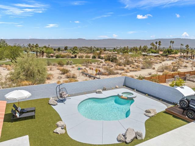 73298 Buckboard Trail Trail, Palm Desert CA: https://media.crmls.org/mediaz/b9c19d34-03b7-4930-9a58-cdbe9b50ffe5.jpg