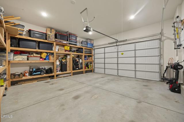 508 Autumn Path Lane, Santa Paula CA: https://media.crmls.org/mediaz/b9c26b6c-be1b-4e2a-a8dd-40bc9220b384.jpg