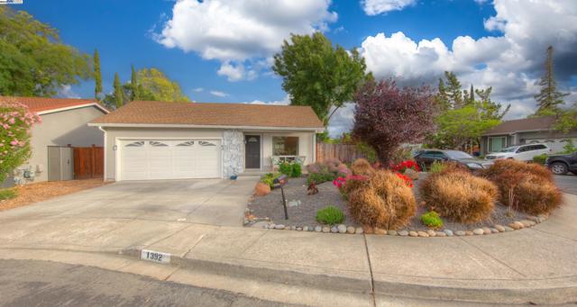 1392 Springview Ct., Concord CA: https://media.crmls.org/mediaz/b9c28805-3c78-4627-935e-574590bf6cdf.jpg