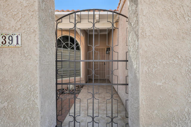 9391 Brookline Avenue, Desert Hot Springs CA: https://media.crmls.org/mediaz/b9c35bc1-a831-4571-9b70-4cb2188909a7.jpg