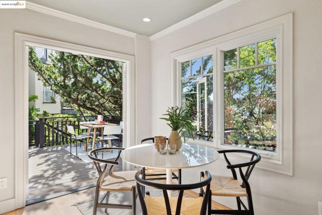 733 Carlston Ave., Oakland CA: https://media.crmls.org/mediaz/b9c36560-95dc-4c64-af29-26c3b1e9f3a3.jpg