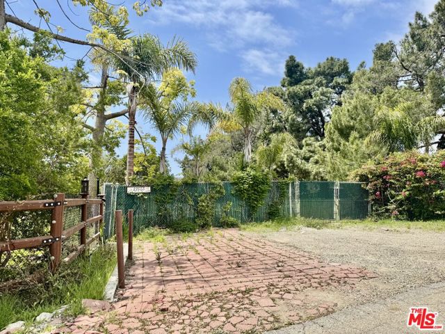 Drew Fenton | 27555 Pacific Coast Highway Malibu CA | MLS: 7292558