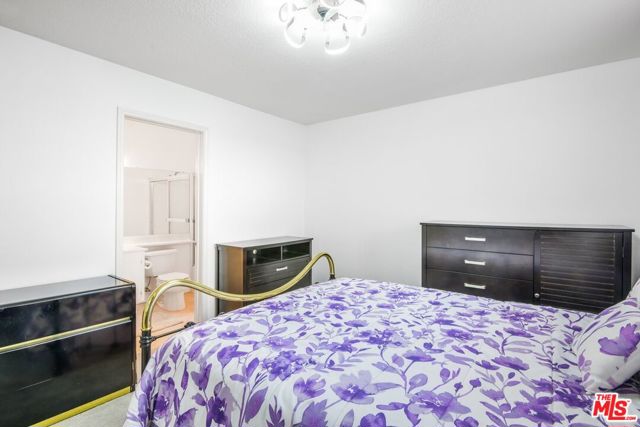 1335 Newport Avenue, Long Beach CA: https://media.crmls.org/mediaz/b9c5602b-9ac1-40d8-80ba-1b990437e5de.jpg