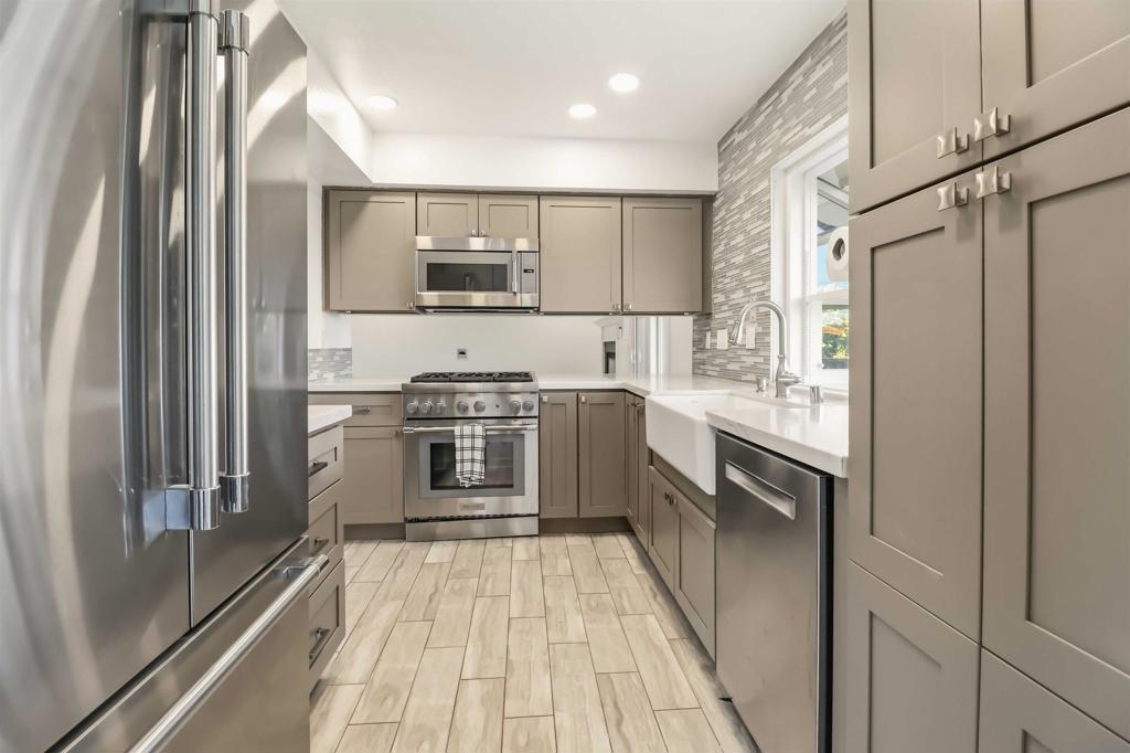 13170 Entreken Ave - photo 19