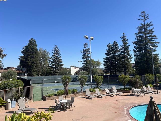 21117 Gary Dr, Hayward CA: https://media.crmls.org/mediaz/b9c6db19-a9cc-4bf3-9e61-db9035438e35.jpg