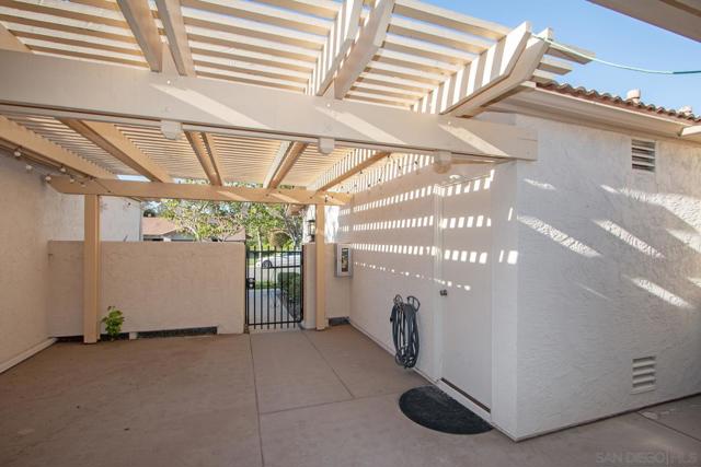 Image 4 of 26 For 12755 Camino De La Breccia  87