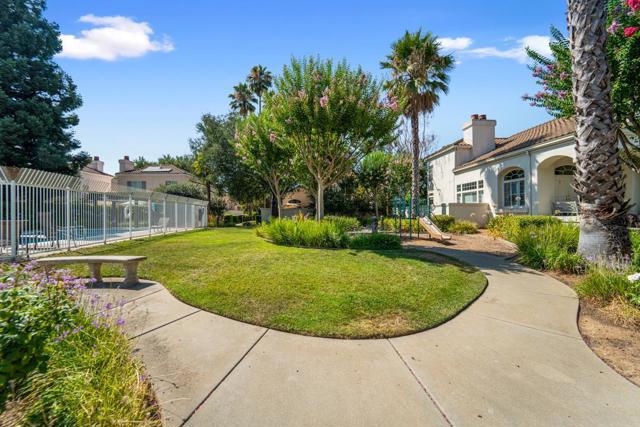 507 Via Sorrento, Morgan Hill CA: https://media.crmls.org/mediaz/b9c7b503-d9e2-4368-9ec9-eac1d3f508d4.jpg
