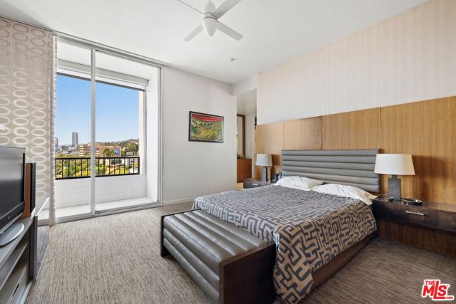 1100 Alta Loma Road, West Hollywood CA: https://media.crmls.org/mediaz/b9c85b40-5e6b-40a7-8e38-036d5eeae5f4.jpg