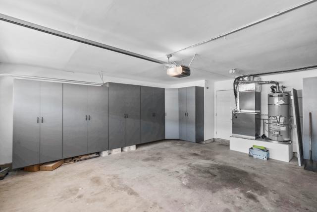 3943 Catamarca Dr, San Diego CA: https://media.crmls.org/mediaz/b9c93245-1b9e-47db-9895-d131a50c1c97.jpg