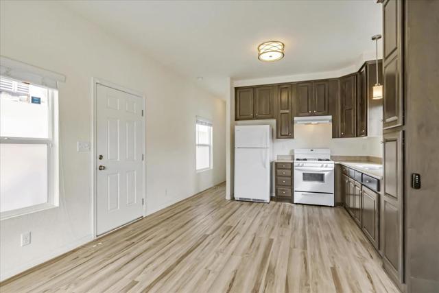 Image 2 of 26 For 1500 Virginia Place