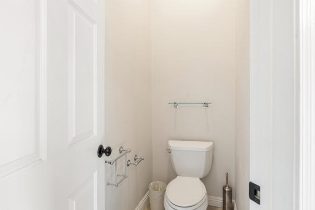 35193 Rosemont Drive, Palm Desert CA: https://media.crmls.org/mediaz/b9caa43e-d011-4bcb-b00b-b56038803e12.jpg