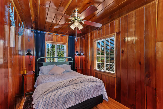 300 E Aeroplane Boulevard, Big Bear CA: https://media.crmls.org/mediaz/b9caaf02-a4aa-468a-bb36-41c0afbd7c1b.jpg
