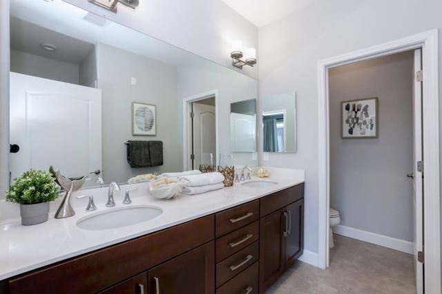 426 Ellicott Loop, San Jose CA: https://media.crmls.org/mediaz/b9cc2010-89a3-4def-99fc-2cd8416c0843.jpg