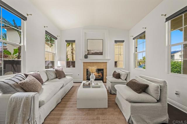 Image 4 of 58 For 2192 Corte Anacapa