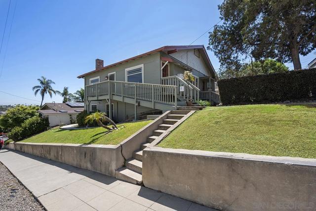 1821 25 Cypress Ave, San Diego CA: https://media.crmls.org/mediaz/b9cf6a08-0f86-45e9-a17d-3222562528b6.jpg