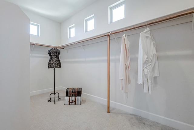 33 Lupine Valley Court, Brisbane CA: https://media.crmls.org/mediaz/b9cf774e-53c4-4de3-be2d-6589dab87362.jpg