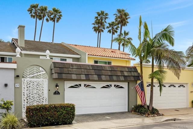 Detail Gallery Image 3 of 40 For 69 Half Moon Bend, Coronado,  CA 92118 - 3 Beds | 3/1 Baths