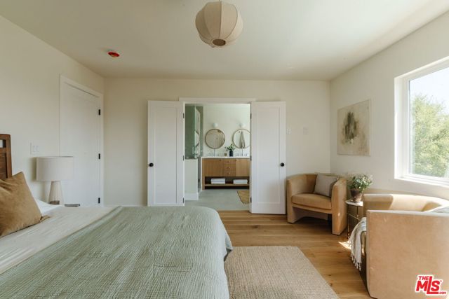 29204 Deep Shadow Drive, Agoura Hills CA: https://media.crmls.org/mediaz/b9d0de74-013b-45c9-96e4-4a49bf6a0a37.jpg