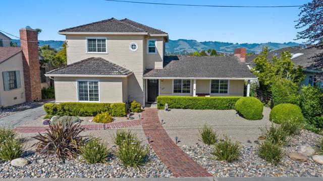 728 Brewington Avenue, Watsonville CA: https://media.crmls.org/mediaz/b9d11fb2-8d0a-401d-b25e-fdea99b911cd.jpg