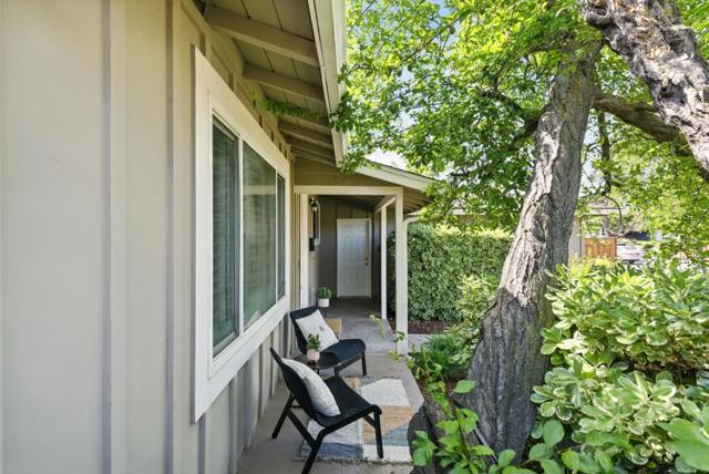 4882 Sutcliff Avenue, San Jose CA: https://media.crmls.org/mediaz/b9d1ac39-3474-4d7f-a08a-b007f1b06060.jpg