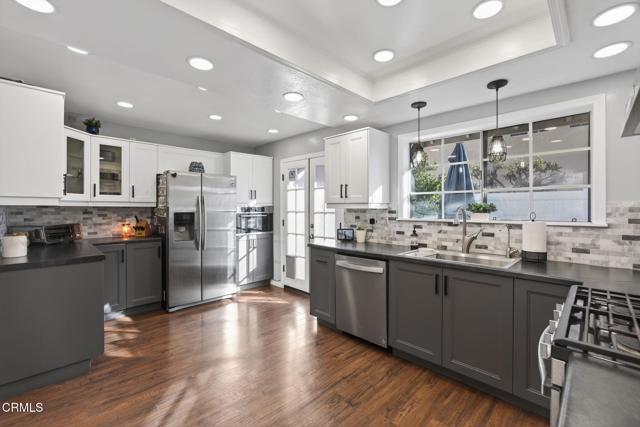 Detail Gallery Image 9 of 36 For 1327 Johnson Dr, Ventura,  CA 93003 - 3 Beds | 2/1 Baths