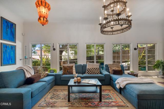 Detail Gallery Image 10 of 64 For 2707 Hermosita Dr, Glendale,  CA 91208 - 3 Beds | 3/1 Baths