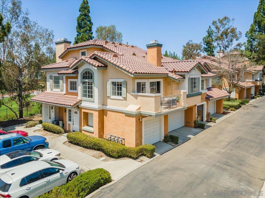 11985 Tivoli Park Row - photo 3