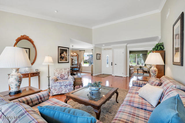 31328 Village 31, Camarillo CA: https://media.crmls.org/mediaz/b9d56bb2-085e-430e-8bf8-dded732d2423.jpg