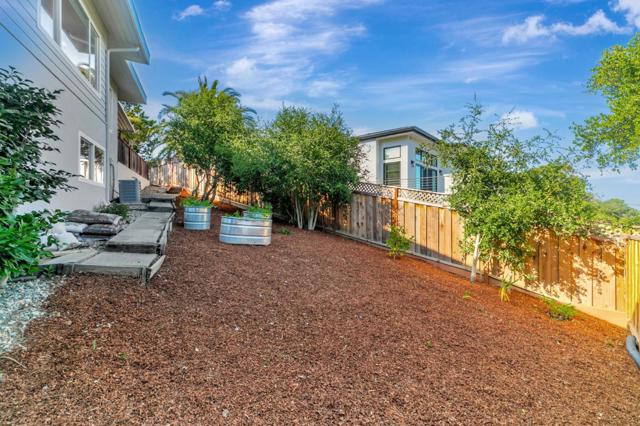 3300 Plateau Drive, Belmont CA: https://media.crmls.org/mediaz/b9d5e6d6-5cce-46a6-a90a-b8e8d3799dbe.jpg