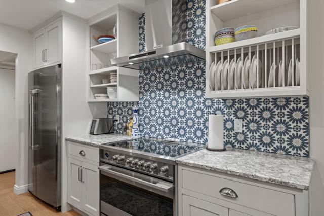 226 W Edith Avenue, Los Altos CA: https://media.crmls.org/mediaz/b9d647e1-9588-4573-9ab6-85361da9e2e1.jpg