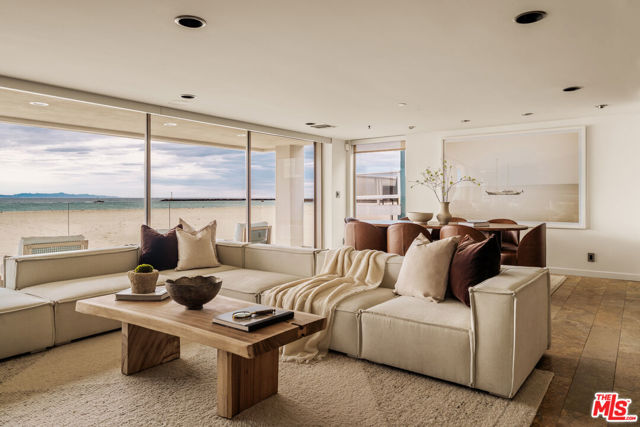 1825 Ocean Drive photo 3