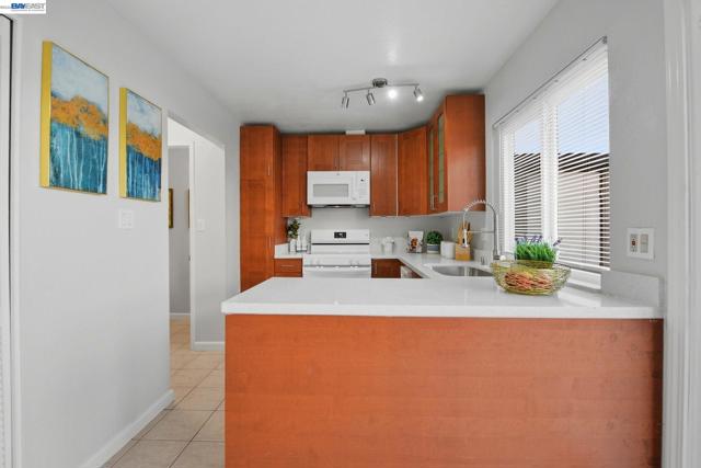 Image 9 of 39 For 34597 Bluestone Cmn