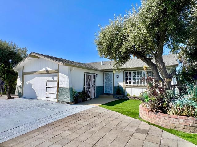 1151 Leeward Drive, San Jose CA: https://media.crmls.org/mediaz/b9d85ac4-0c8a-470d-b09e-31c94e2879bf.jpg