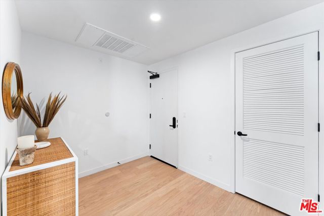 904 South New Hampshire Avenue, 310 photo 31