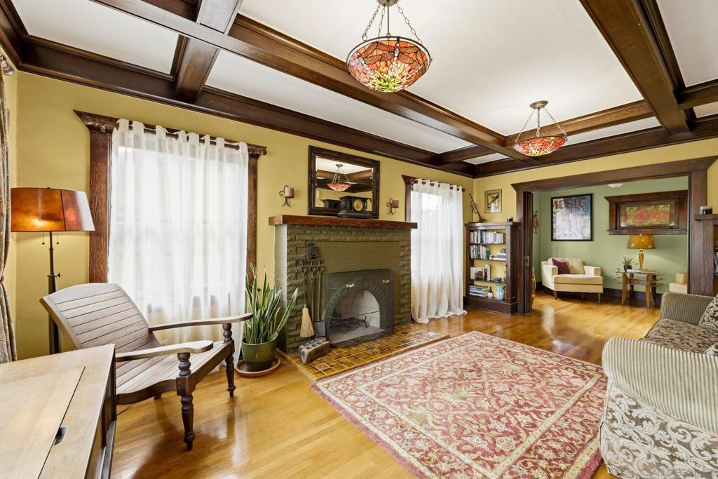 3048 Laurel Street - photo 5