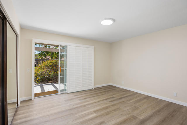 505 S Farrell Drive, Palm Springs CA: https://media.crmls.org/mediaz/b9d8eb5c-a844-4e56-b1bf-796f85d24ec5.jpg
