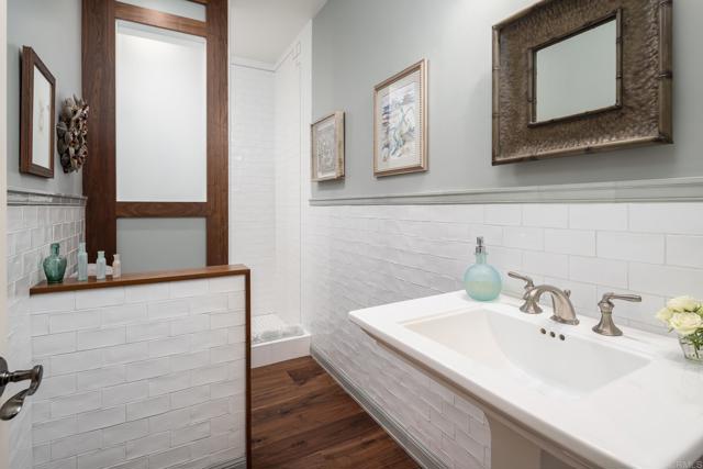 14479 Emerald Lane, Rancho Santa Fe CA: https://media.crmls.org/mediaz/b9dc3442-2759-44b1-8bd2-7efeef1d14f9.jpg